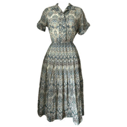 Seersucker nylon vintage 1940s day dress