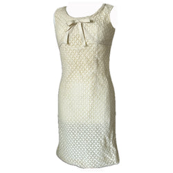Cream crochet lace vintage 1960s shift dress