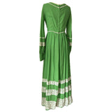 Robe longue hippie vintage vert printemps avec bordure en dentelle au crochet crème