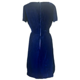 Robe de cocktail vintage à manches courtes en velours bleu nuit des années 1960