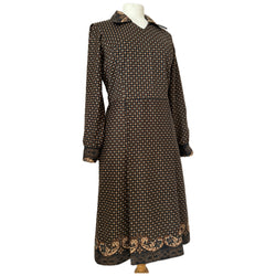 Dogtooth check black, brown and beige 1970s long sleeved day dress