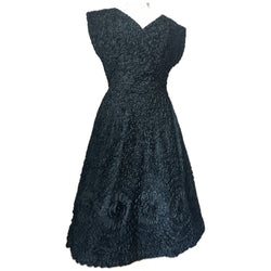 robe de soirée déco ruban noir vintage des années 1950 avec jupon cerceau