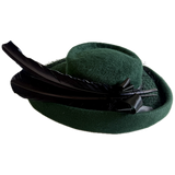 1940s forest green felt tilt hat with black feather trim